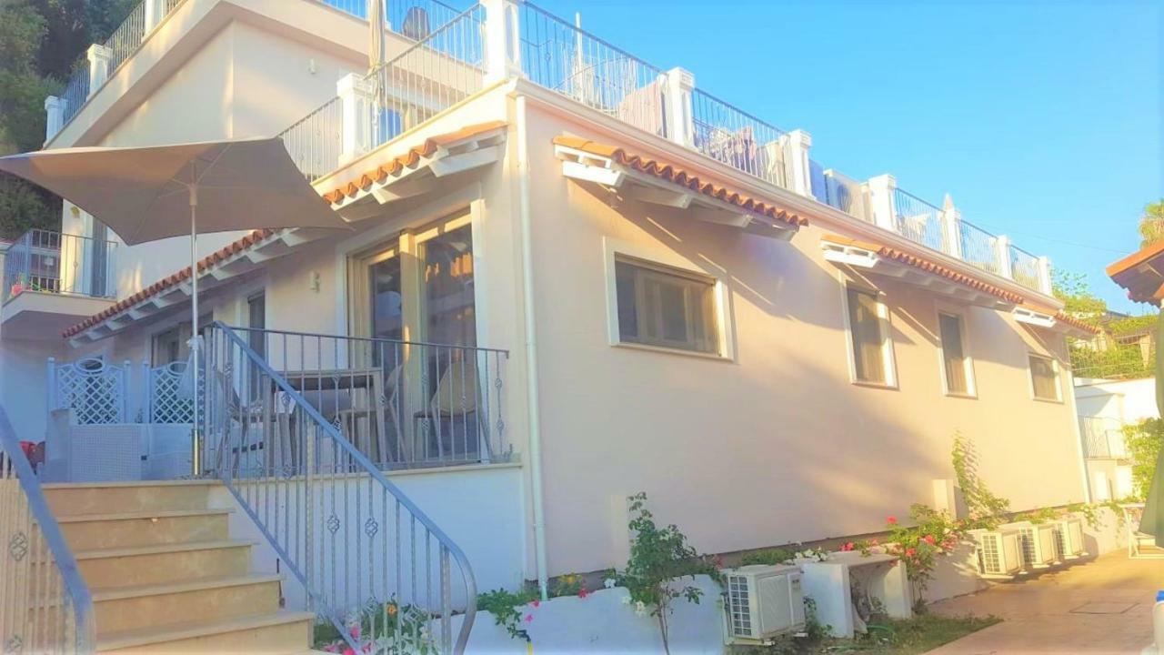 Appartamenti Borgo Panoramico N.2 トロペーア エクステリア 写真
